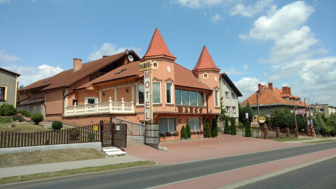 Zajazd Marco Torzym Hotel Bagian luar foto